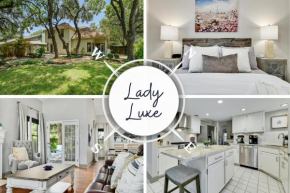 Lady Luxe